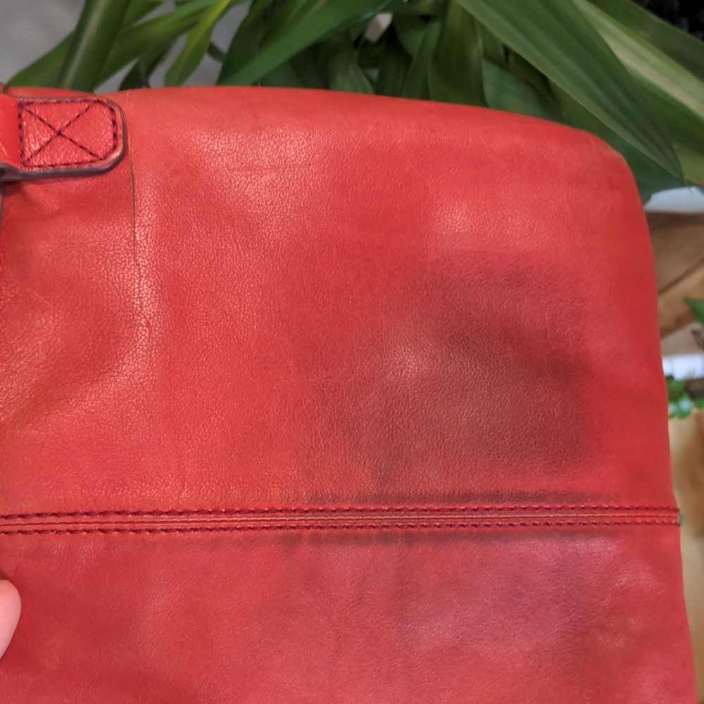 Fossil brand brick / muted red leather crossbody purse pre-loved - Picture 6 of 11